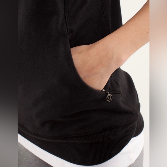 Lululemon Rest Day Pullover, black, size 8 - Picture 3 of 6